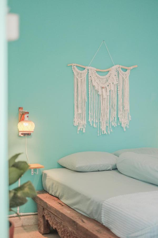 Abrakadabra 747 Apartment ยอกยาการ์ตา ภายนอก รูปภาพ