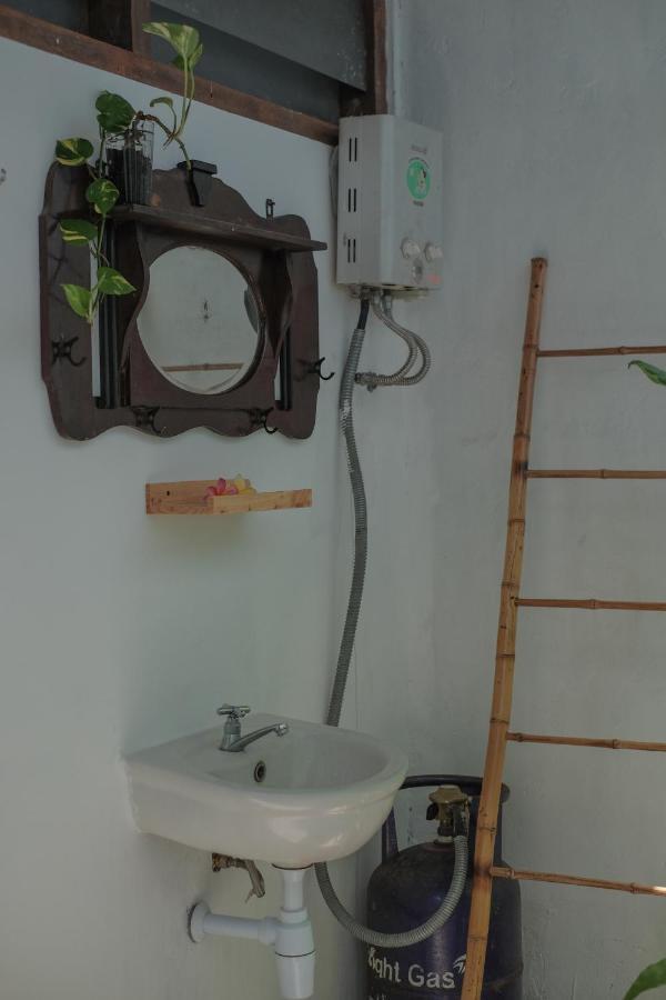 Abrakadabra 747 Apartment ยอกยาการ์ตา ภายนอก รูปภาพ