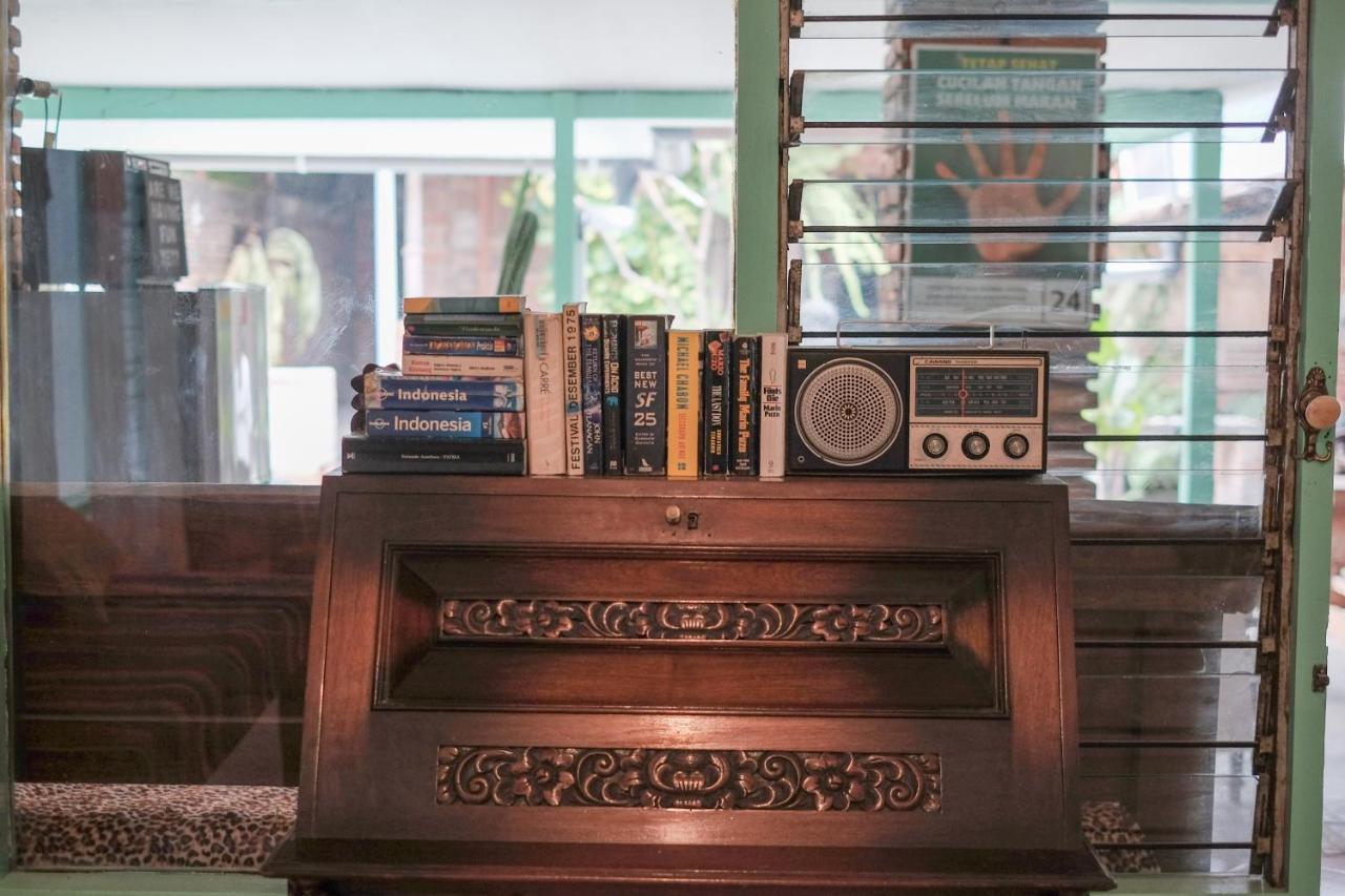 Abrakadabra 747 Apartment ยอกยาการ์ตา ภายนอก รูปภาพ